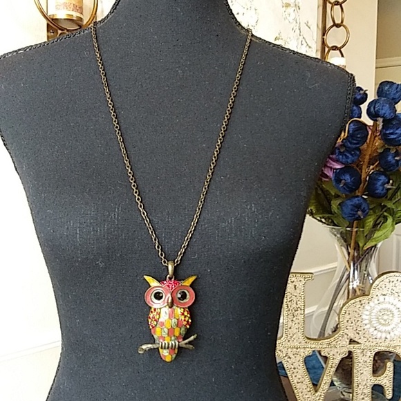 Large Embellished Owl Necklace Pendant - Picture 7 of 17